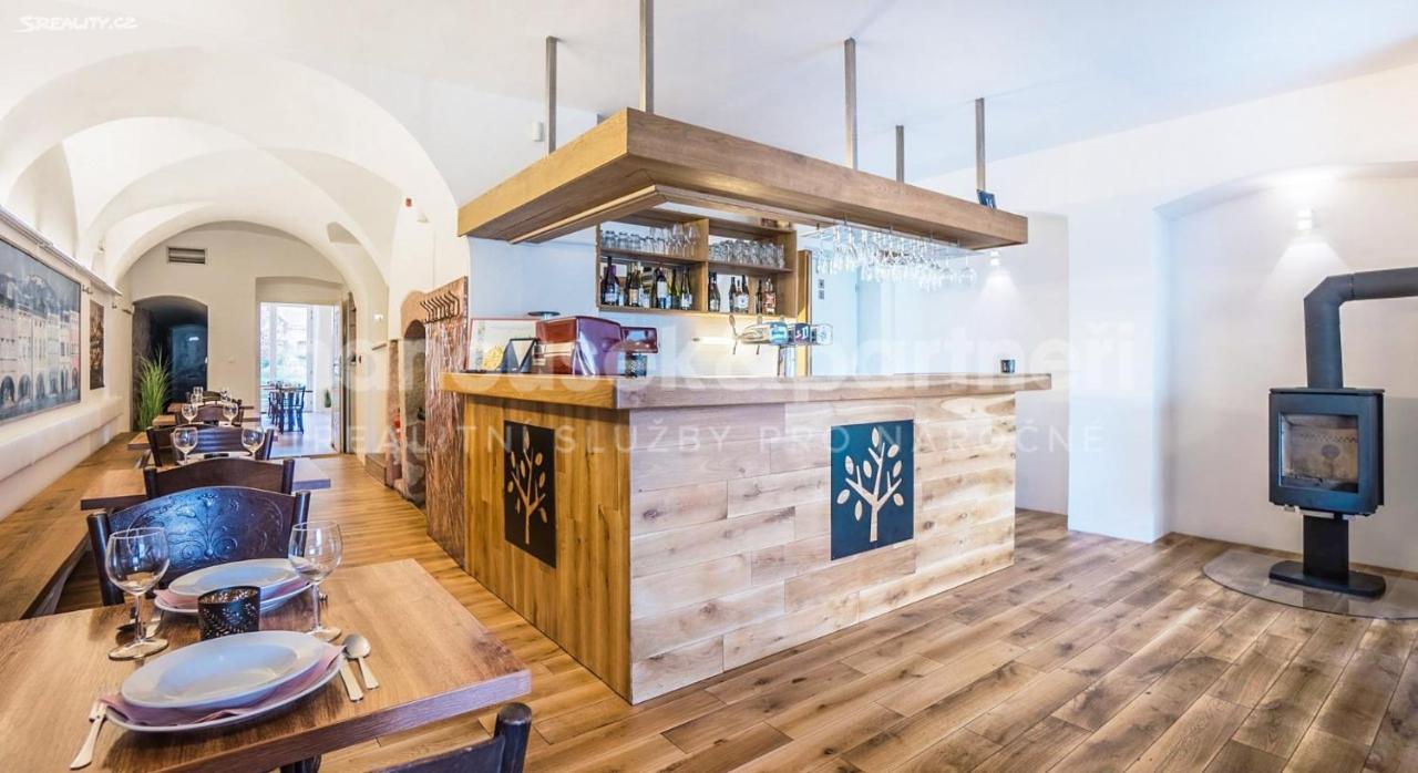 Penzion A Restaurace 14 Hostinné Dış mekan fotoğraf