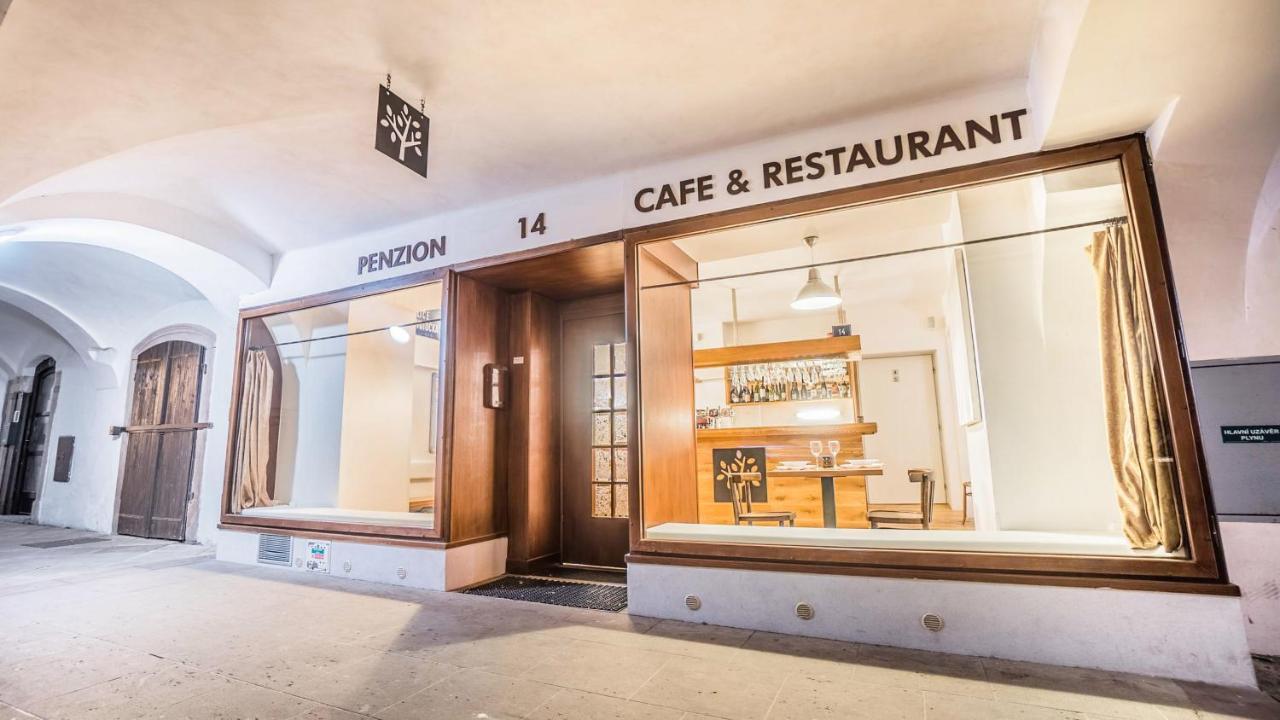 Penzion A Restaurace 14 Hostinné Dış mekan fotoğraf